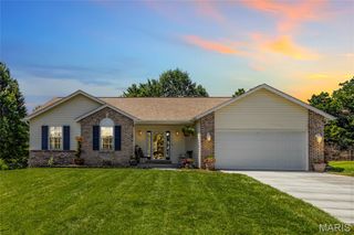 979 Reddington Oaks Court, St Charles, MO 63304