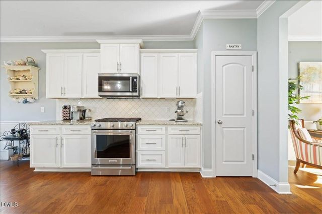 126 Gracie Lane, Clemmons, NC 27012