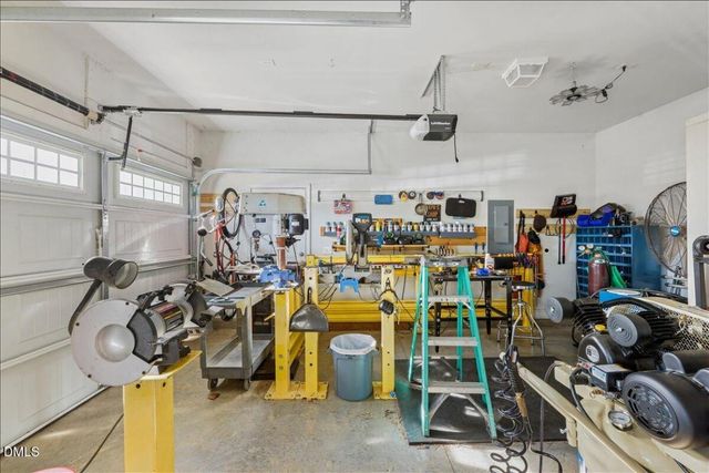 126 Gracie Lane, Clemmons, NC 27012