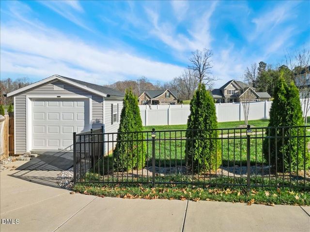 126 Gracie Lane, Clemmons, NC 27012