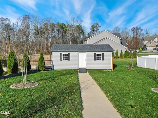 126 Gracie Lane, Clemmons, NC 27012