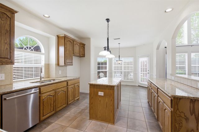 2305 Trickling Creek Drive, Garland, TX 75041