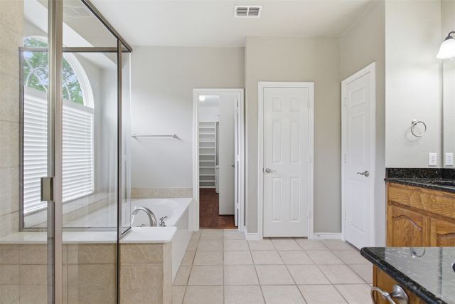 2305 Trickling Creek Drive, Garland, TX 75041