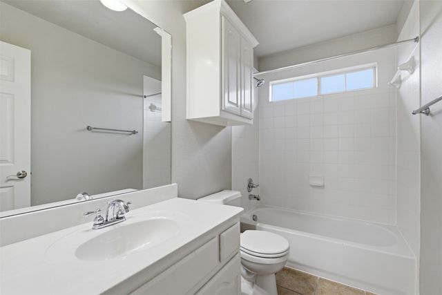 2305 Trickling Creek Drive, Garland, TX 75041