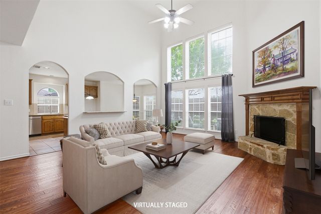 2305 Trickling Creek Drive, Garland, TX 75041