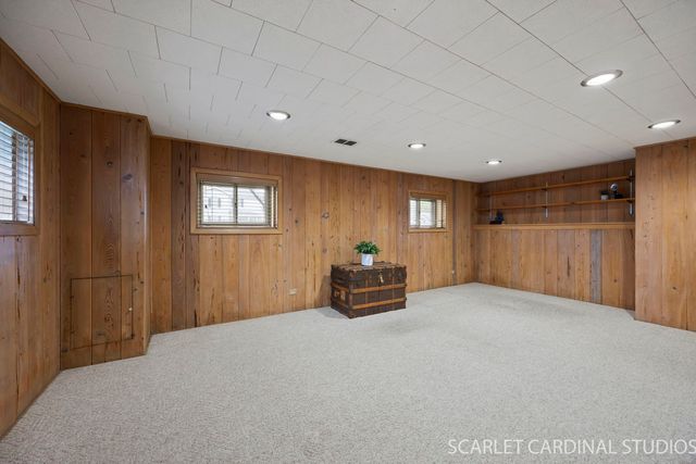 826 S Villa Avenue, Villa Park, IL 60181