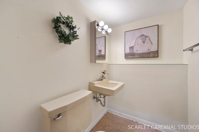 826 S Villa Avenue, Villa Park, IL 60181