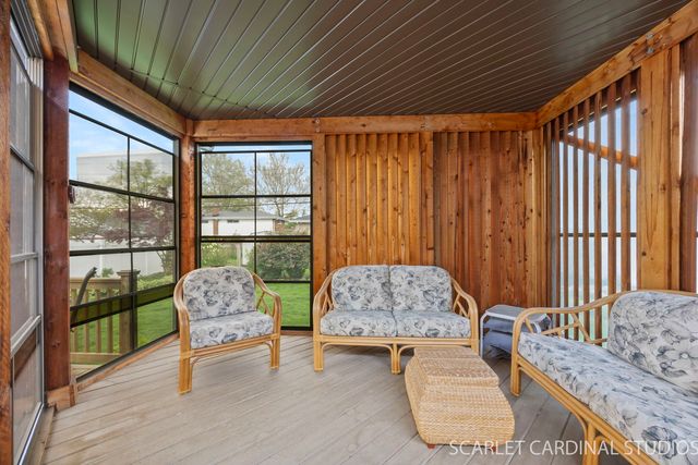 826 S Villa Avenue, Villa Park, IL 60181
