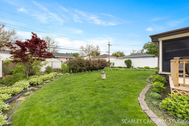826 S Villa Avenue, Villa Park, IL 60181
