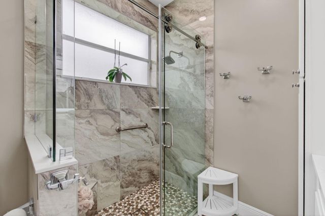 10672 Royal Caribbean Circle, Boynton Beach, FL 33437