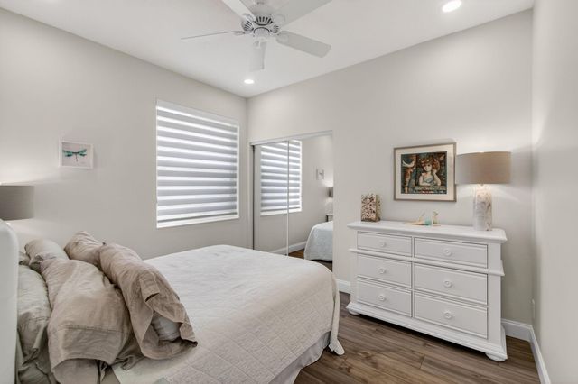 10672 Royal Caribbean Circle, Boynton Beach, FL 33437