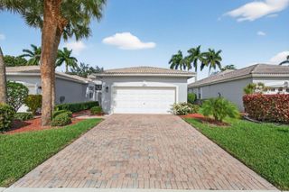 10672 Royal Caribbean Circle, Boynton Beach, FL 33437
