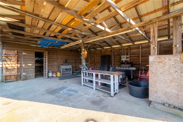 2469 County Road 3341, Clarksville, AR 72830