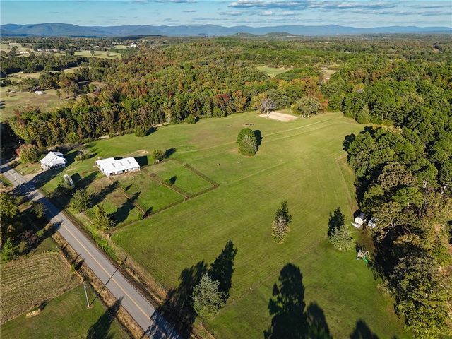 2469 County Road 3341, Clarksville, AR 72830