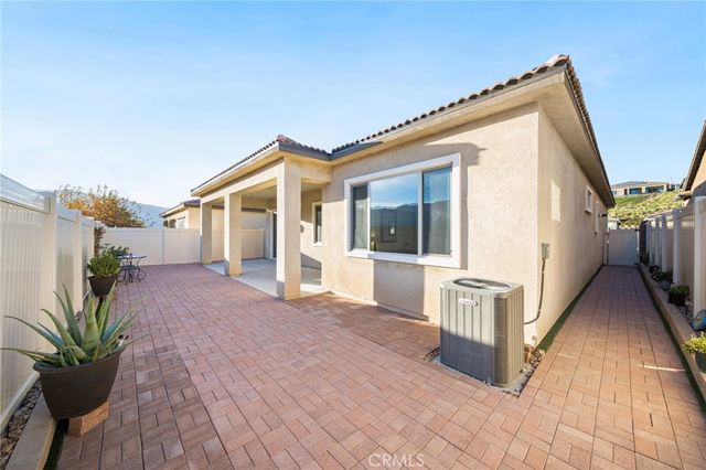11855 Sagecrest Court, Corona, CA 92883