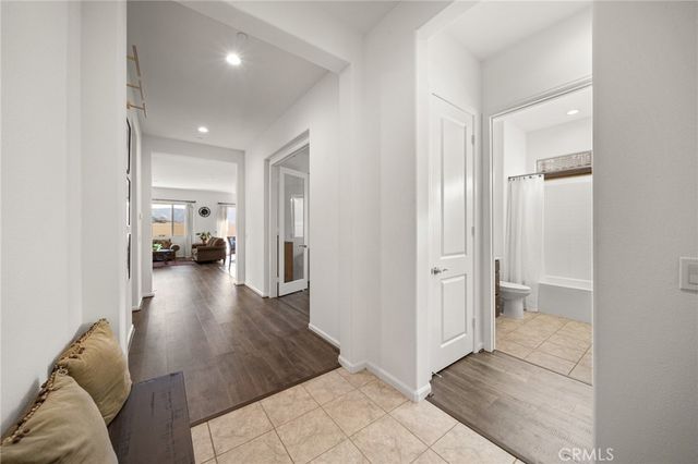 11855 Sagecrest Court, Corona, CA 92883