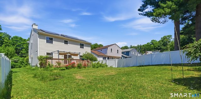 75 Burlington Road, Farmington, CT 06085