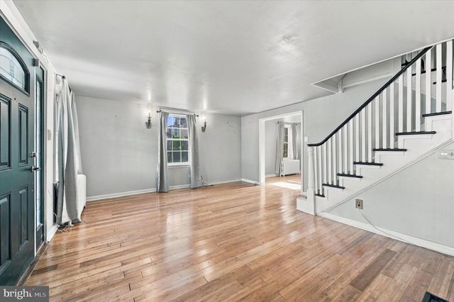 100 W WASHINGTON LN, Philadelphia, PA 19144