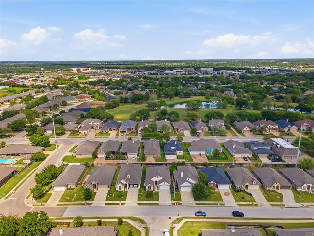3114 Peterson Way, Bryan, TX 77802