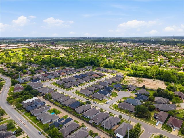 3114 Peterson Way, Bryan, TX 77802