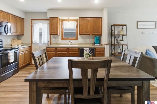 1120 Garden Valley Road, Lincoln, NE 68521