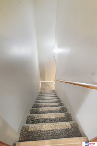 1120 Garden Valley Road, Lincoln, NE 68521