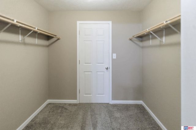 1120 Garden Valley Road, Lincoln, NE 68521