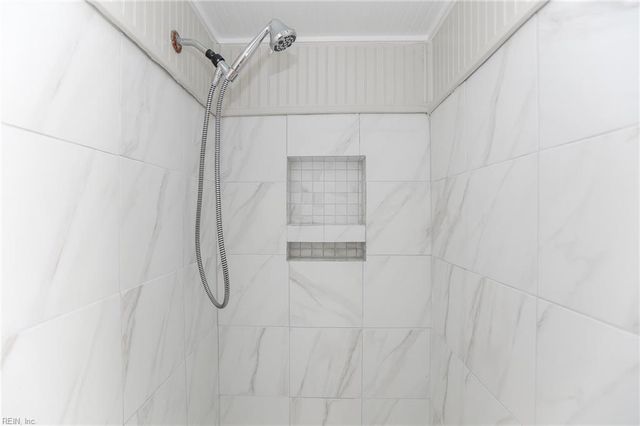 430 South St Apt 4, Portsmouth, VA 23704