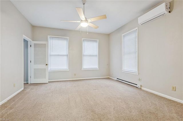 430 South St Apt 4, Portsmouth, VA 23704