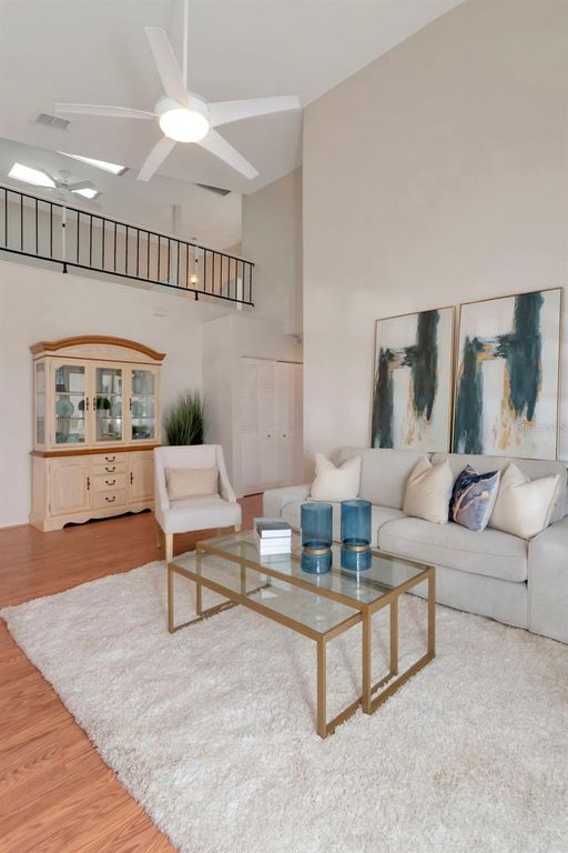 Image 17 of property listing at 4234 BRENTWOOD PARK CIRCLE, Tampa, FL 33624