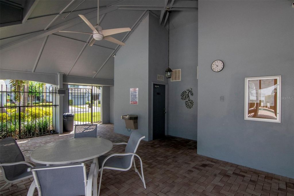 Image 45 of property listing at 4234 BRENTWOOD PARK CIRCLE, Tampa, FL 33624