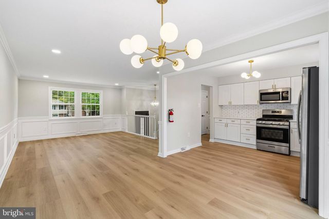 250 FAIRVIEW AVE, West Berlin, NJ 08091