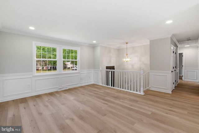250 FAIRVIEW AVE, West Berlin, NJ 08091