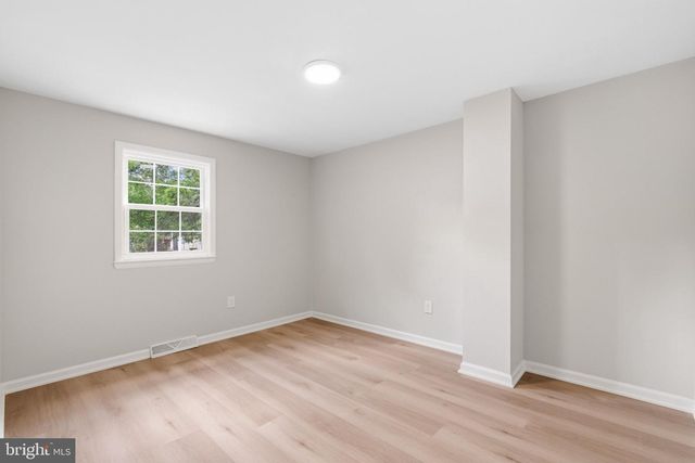 250 FAIRVIEW AVE, West Berlin, NJ 08091