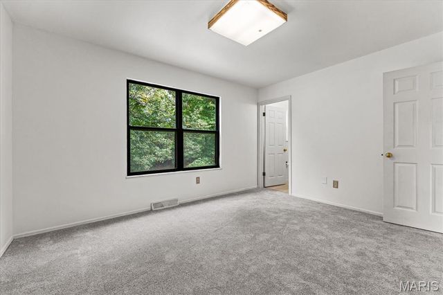 221 Blanc Lee Drive, Belleville, IL 62226