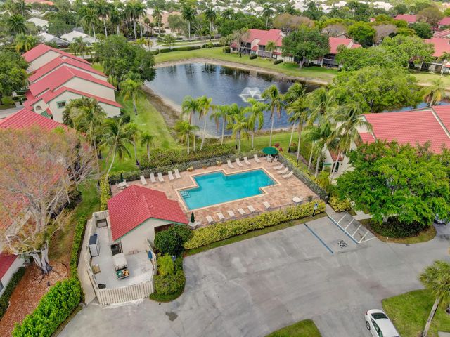 6 Lexington Lane E D, Palm Beach Gardens, FL 33418