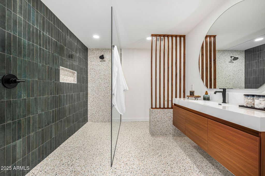 Image 27 of property listing at 685 E PALM Street, Litchfield Park, AZ 85340