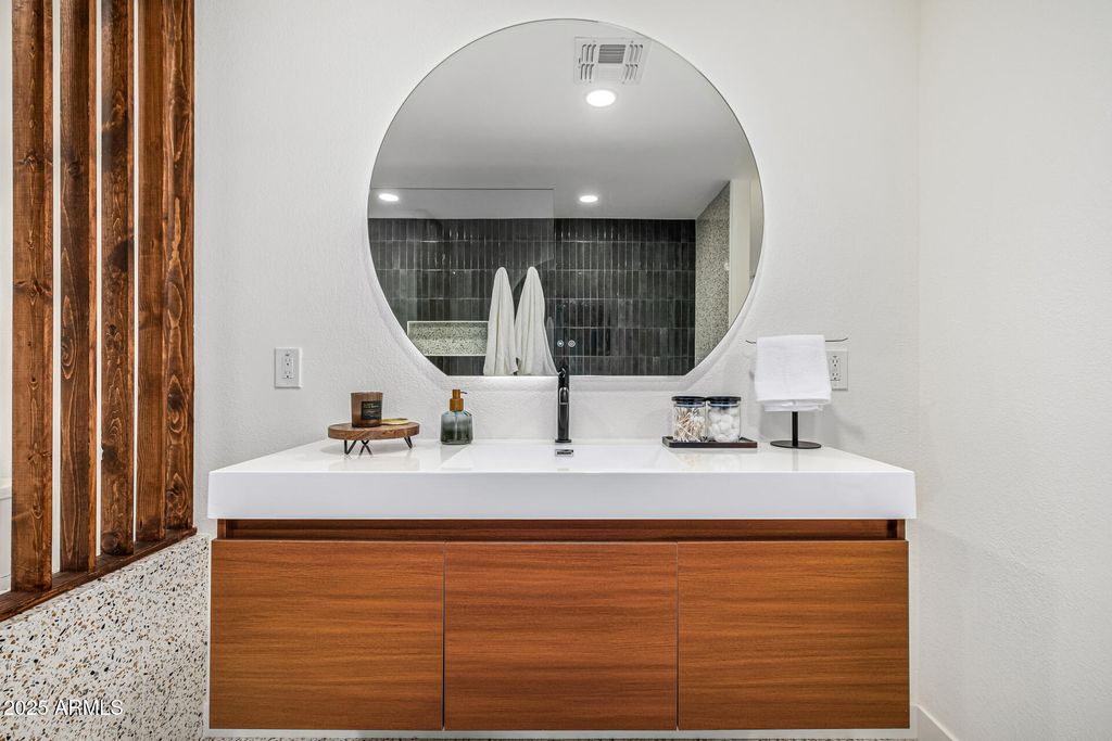 Image 28 of property listing at 685 E PALM Street, Litchfield Park, AZ 85340