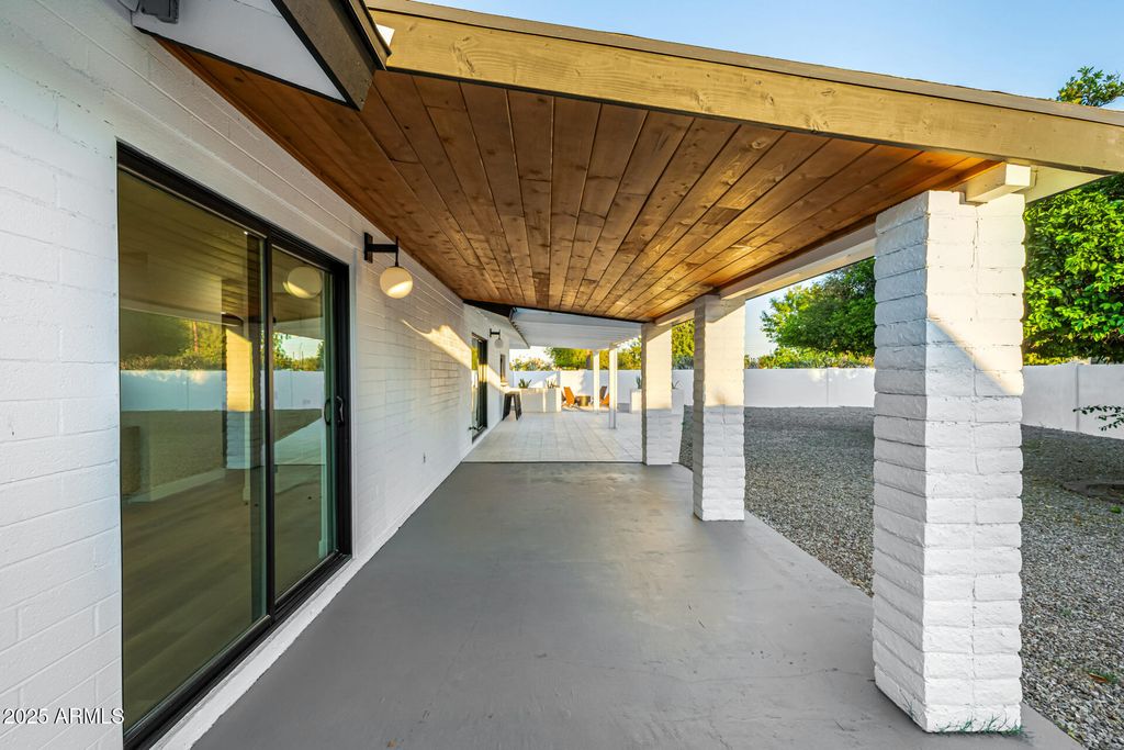 Image 43 of property listing at 685 E PALM Street, Litchfield Park, AZ 85340