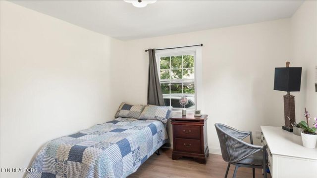 2322 Parkway Drive, Knoxville, TN 37918