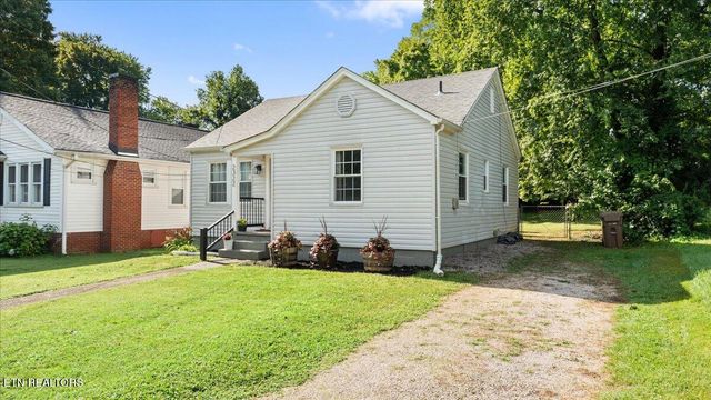 2322 Parkway Drive, Knoxville, TN 37918