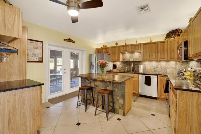3779 BENSON AVENUE N, St Petersburg, FL 33713