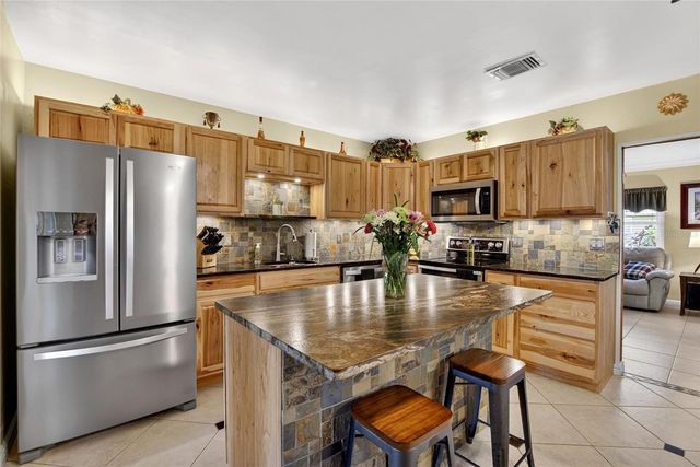 3779 BENSON AVENUE N, St Petersburg, FL 33713