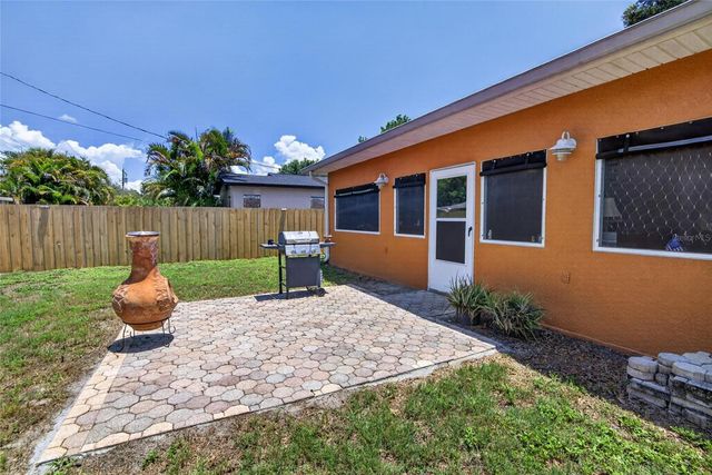 3779 BENSON AVENUE N, St Petersburg, FL 33713