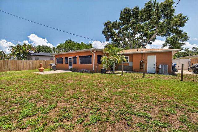 3779 BENSON AVENUE N, St Petersburg, FL 33713
