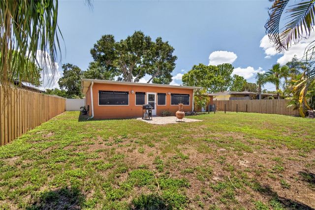 3779 BENSON AVENUE N, St Petersburg, FL 33713