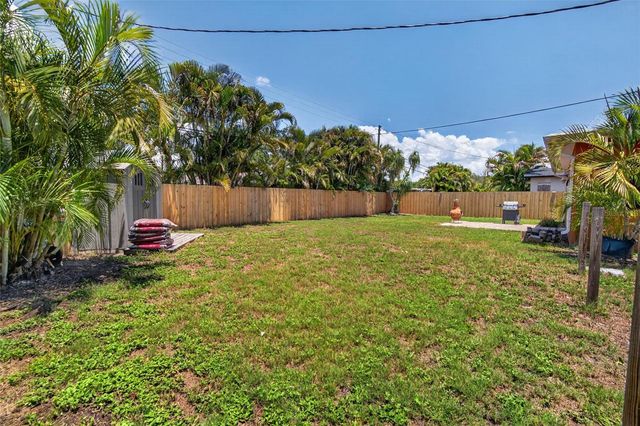 3779 BENSON AVENUE N, St Petersburg, FL 33713
