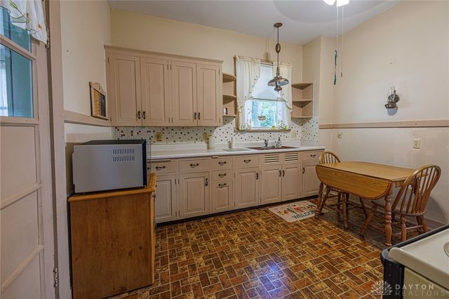 516 N King Street, Xenia, OH 45385