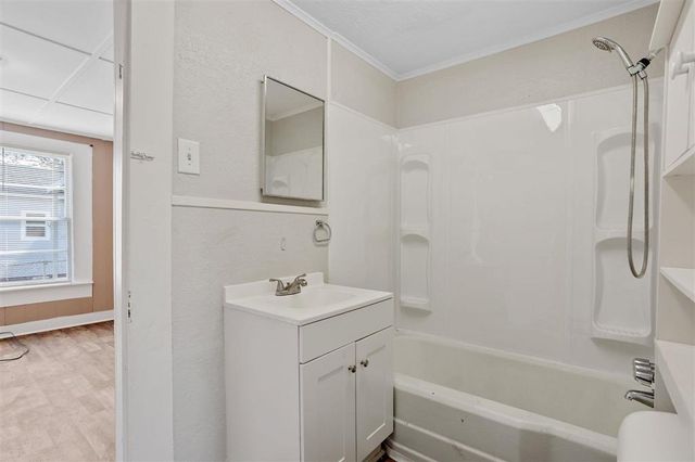 613 S Crocker Street, Sulphur, LA 70663