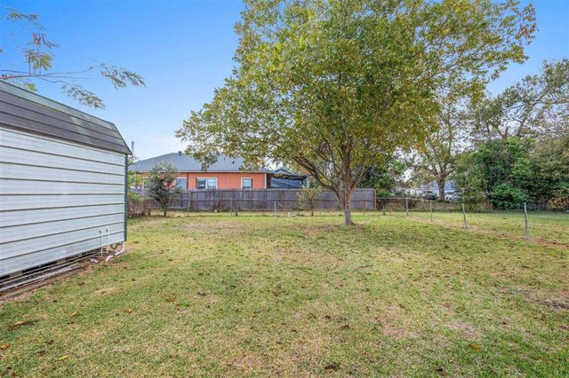 613 S Crocker Street, Sulphur, LA 70663